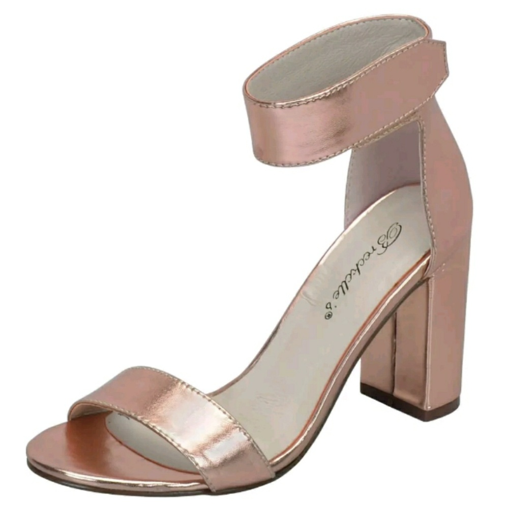 New With Box Metallic Rose Gold Ankle Strap Sandal - Picture 2 of 6